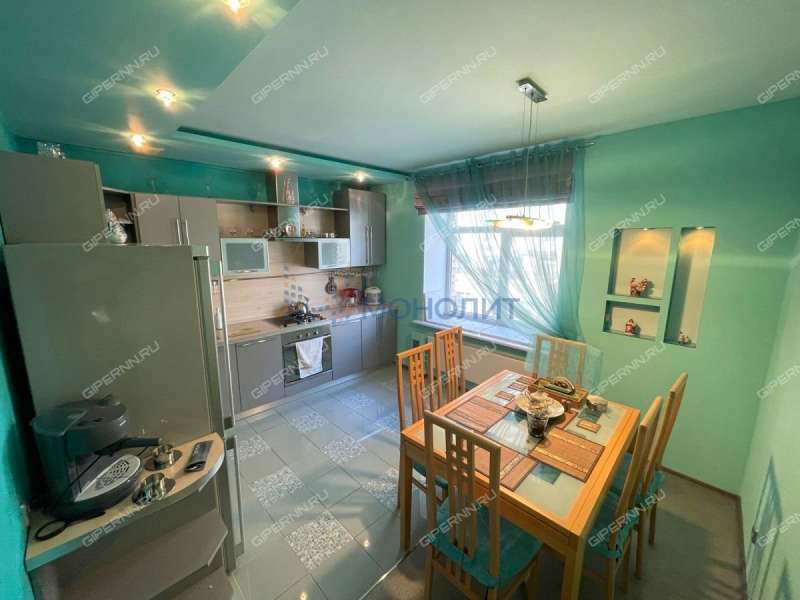 трёхкомнатная квартира на улице Максима Горького дом 50