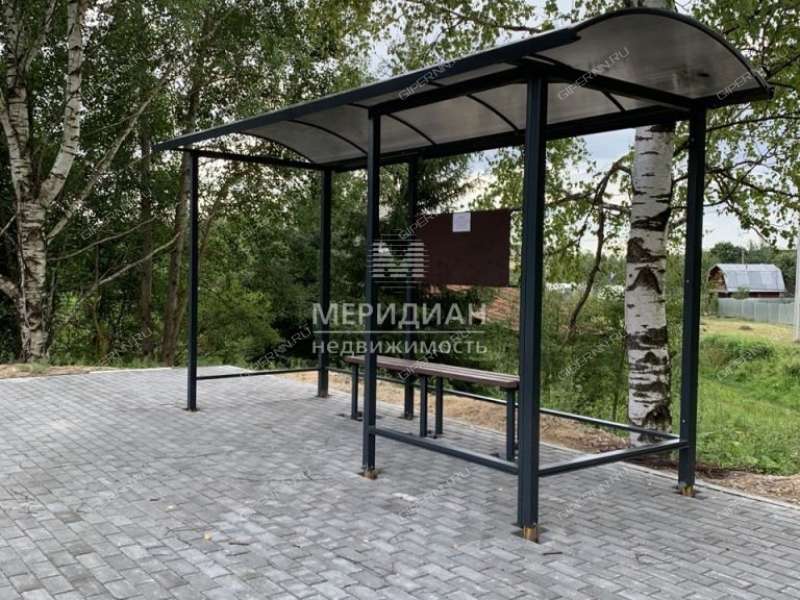 дом на Массив 1 деревня Сысоевка