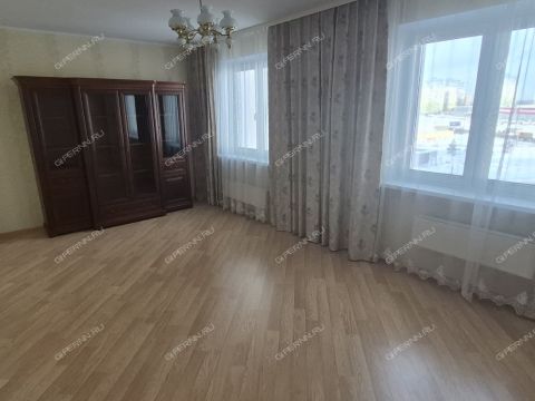 4-komnatnaya-ul-kerchenskaya-d-22 фото