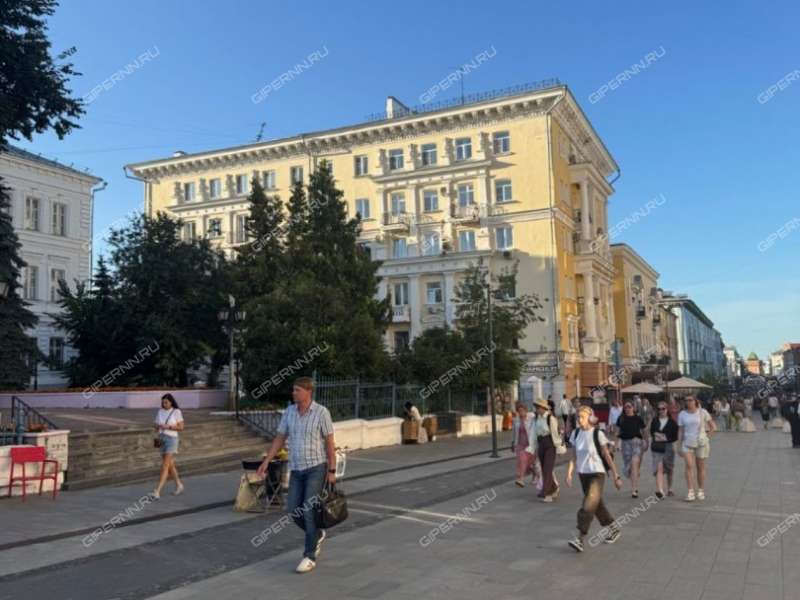 трёхкомнатная квартира на Большой Покровской улице дом 35а