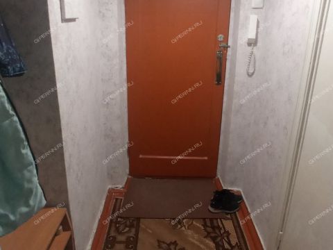 1-komnatnaya-ul-kosmonavta-komarova-d-17a фото