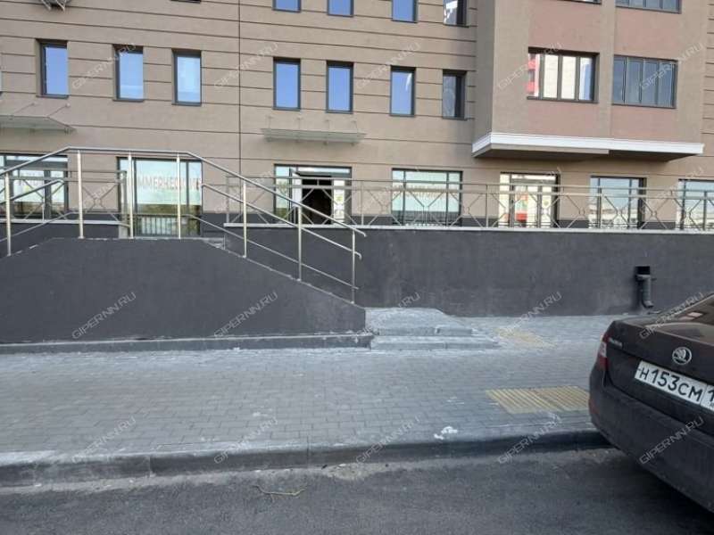 помещение под помещение свободного назначения на улице Июльских Дней