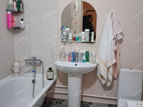 3-komnatnaya-ul-romantikov-d-13 фото