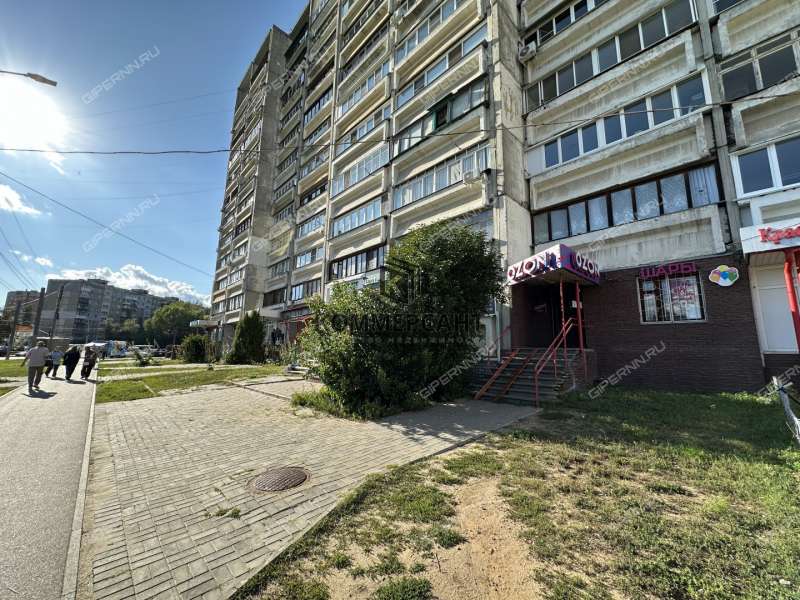 помещение под торговую площадь на улице Карла Маркса