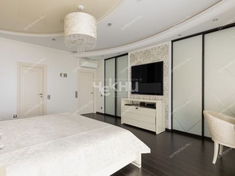 4-komnatnaya-ul-ulyanova-d-7 фото