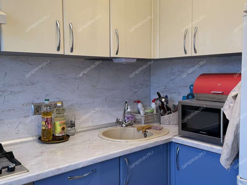 двухкомнатная квартира на Светлоярской улице дом 11