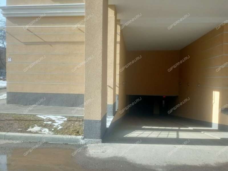 трёхкомнатная квартира на проспекте Кирова дом 2А