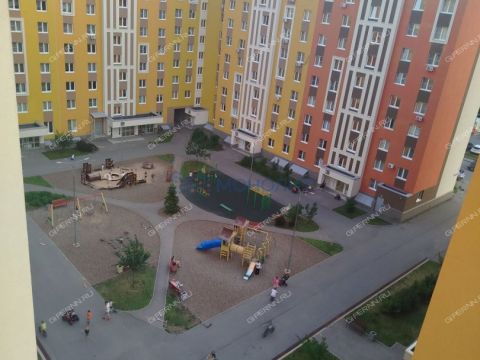1-komnatnaya-ul-romantikov-d-15 фото