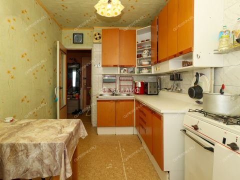 3-komnatnaya-ul-generala-zimina-d-35 фото