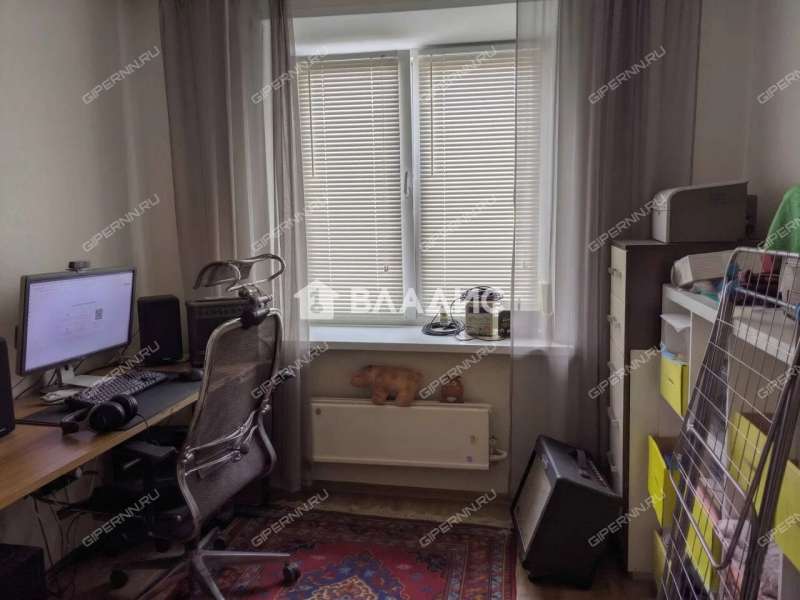 двухкомнатная квартира на проспекте Бусыгина дом 60