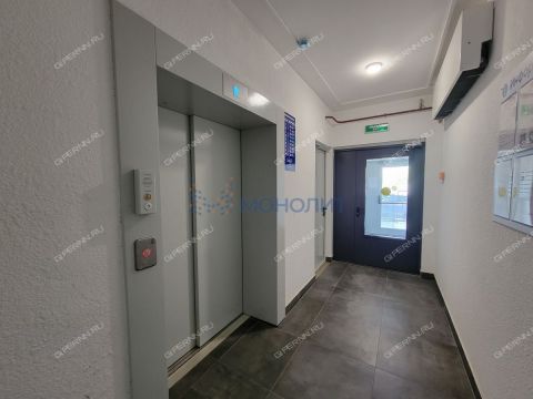 3-komnatnaya-ul-vyaznikovskaya-d-41 фото