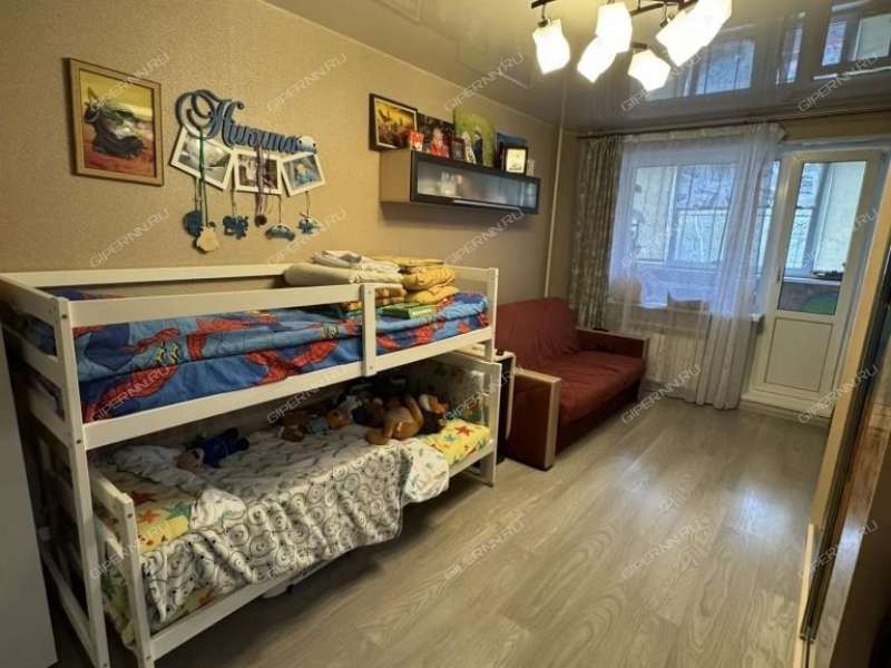 однокомнатная квартира на улице Юлиуса Фучика дом 10  к4