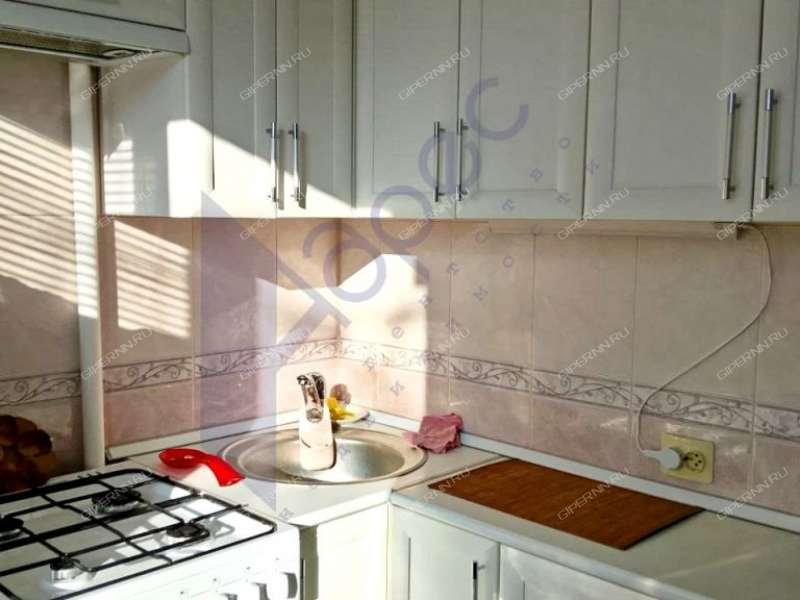 однокомнатная квартира на улице Адмирала Васюнина дом 13