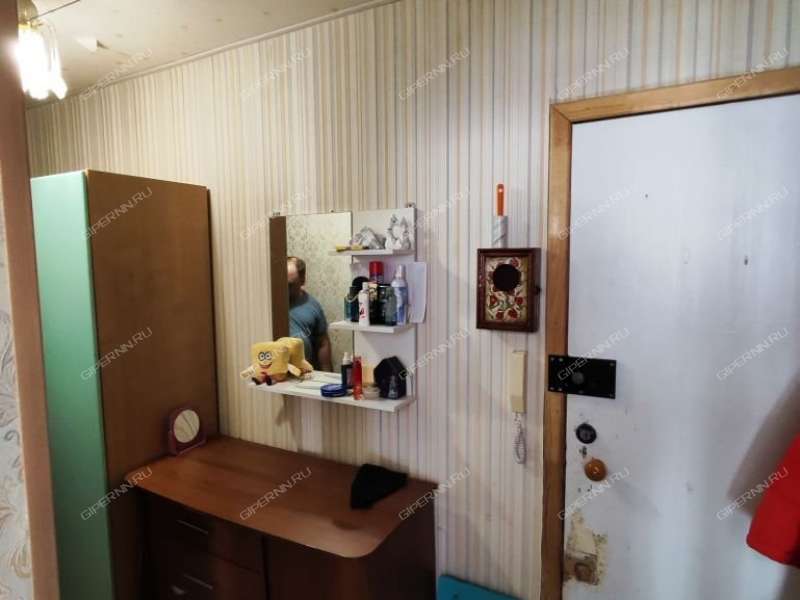 трёхкомнатная квартира на улице Челюскинцев дом 19