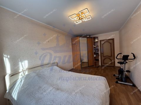 4-komnatnaya-sh-yuzhnoe-d-8 фото