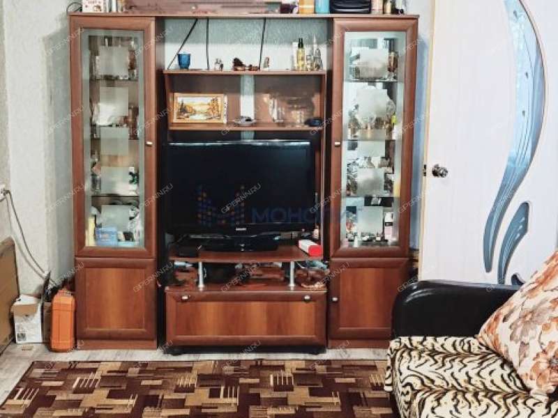 трёхкомнатная квартира на улице Левинка дом 44