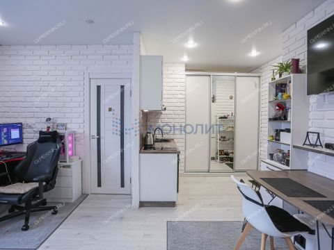 kvartira-studiya-ul-rodionova-d-202-1 фото