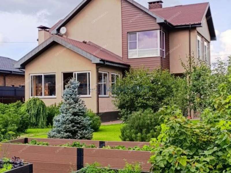 дом на Новой улице село Большая Ельня