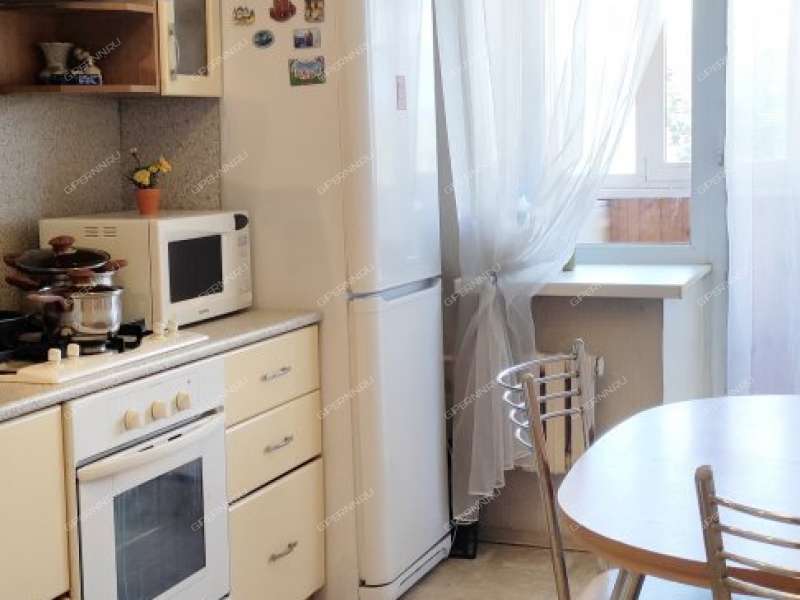 трёхкомнатная квартира на улице Куйбышева дом 59