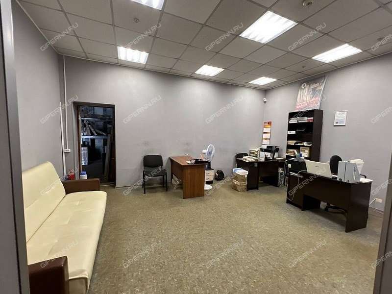 помещение под склад на улице Федосеенко