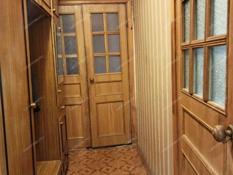 двухкомнатная квартира на улице Юлиуса Фучика дом 39
