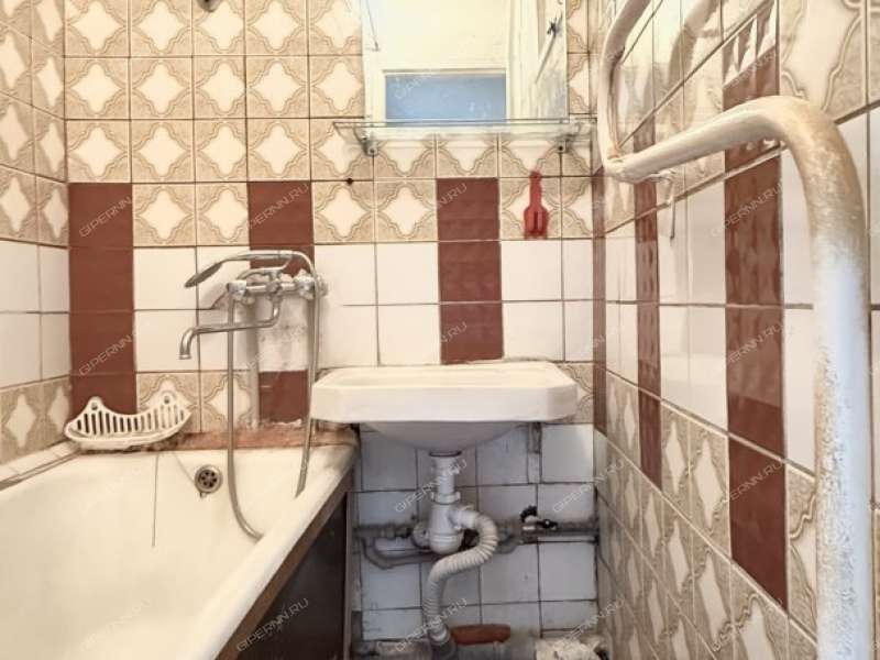 трёхкомнатная квартира на улице Максима Горького дом 250