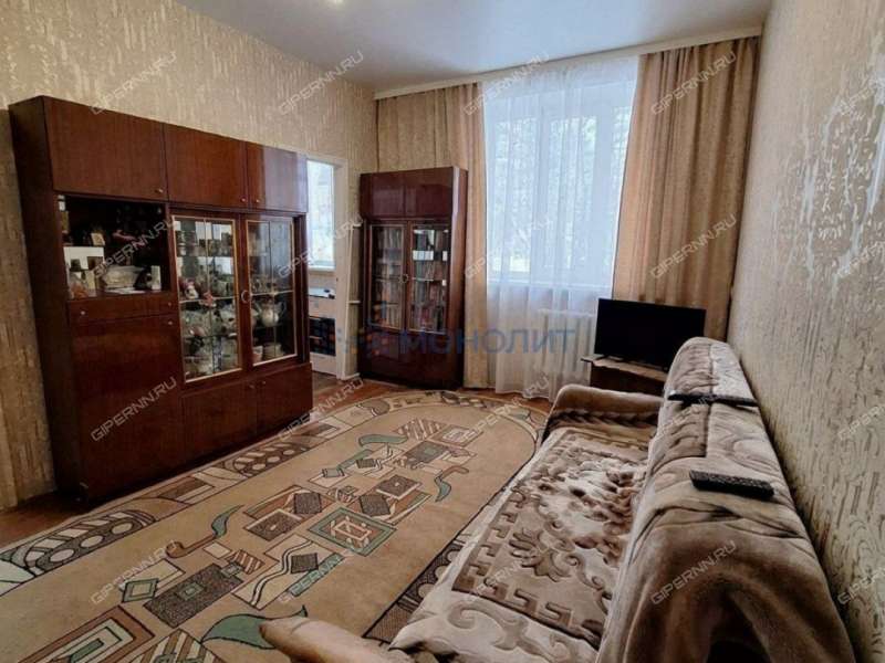 трёхкомнатная квартира на Балаковской улице дом 2