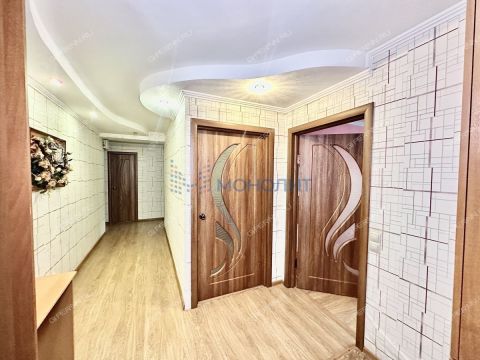 3-komnatnaya-ul-obuhova-d-45 фото