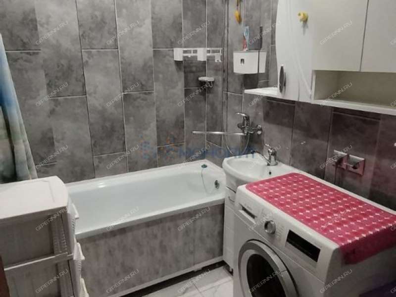 двухкомнатная квартира на улице Чкалова дом 13