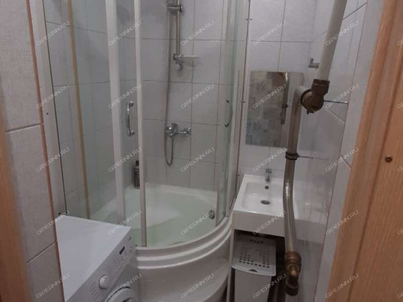 двухкомнатная квартира в 2-м микрорайоне дом 20 город Кстово