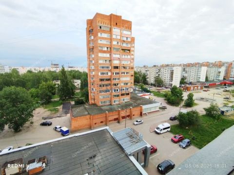 3-komnatnaya-ul-politboycov-d-21 фото