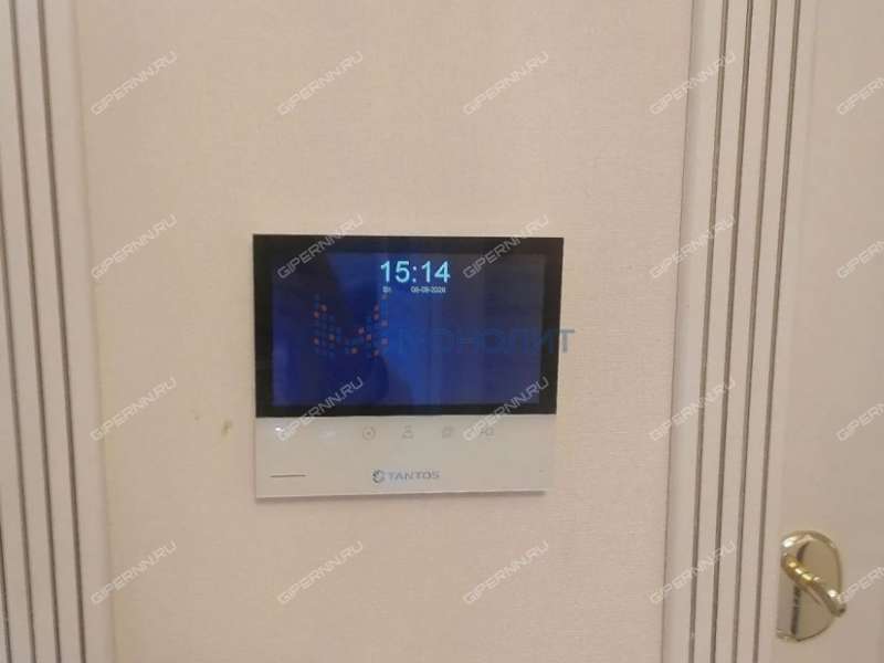 трёхкомнатная квартира на Днепропетровской улице дом 14
