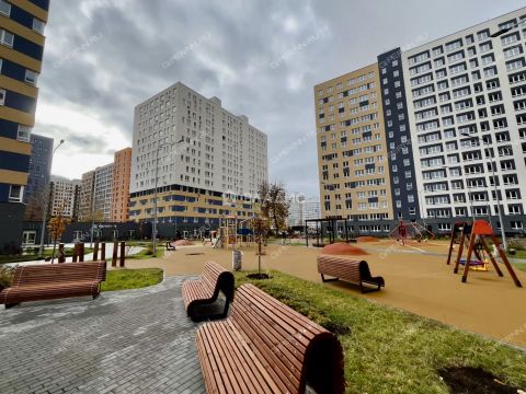 2-komnatnaya-ul-geroya-sovetskogo-soyuza-aristarhova-d-5 фото