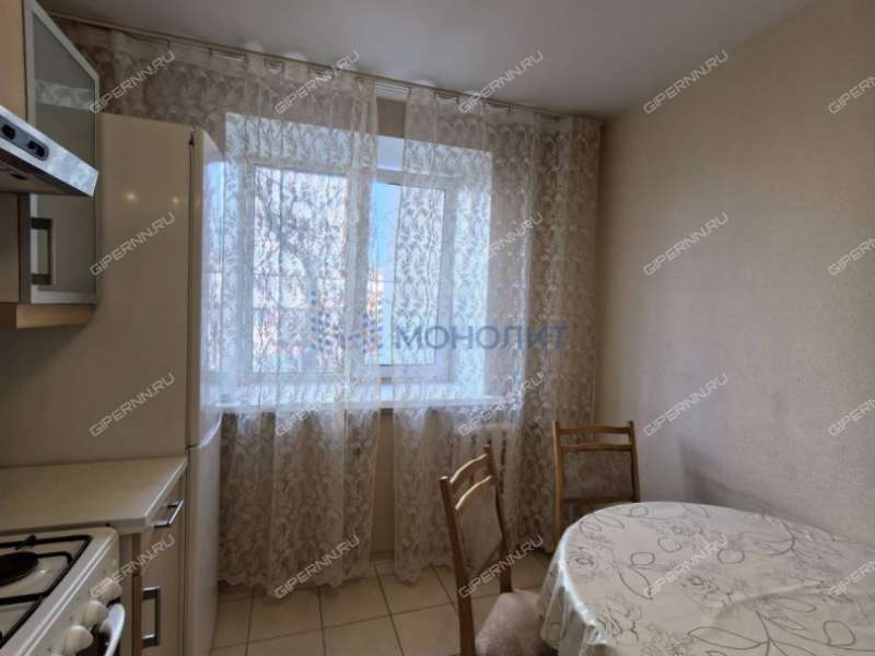 трёхкомнатная квартира на Республиканской улице дом 25