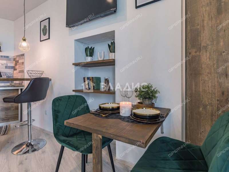 трёхкомнатная квартира на улице Маршала Баграмяна дом 2