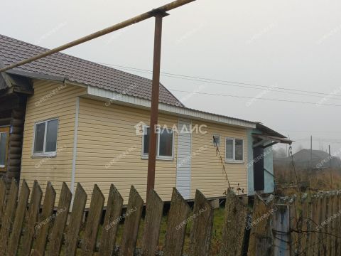 dom-derevnya-bolshie-kruty-koverninskiy-municipalnyy-okrug фото