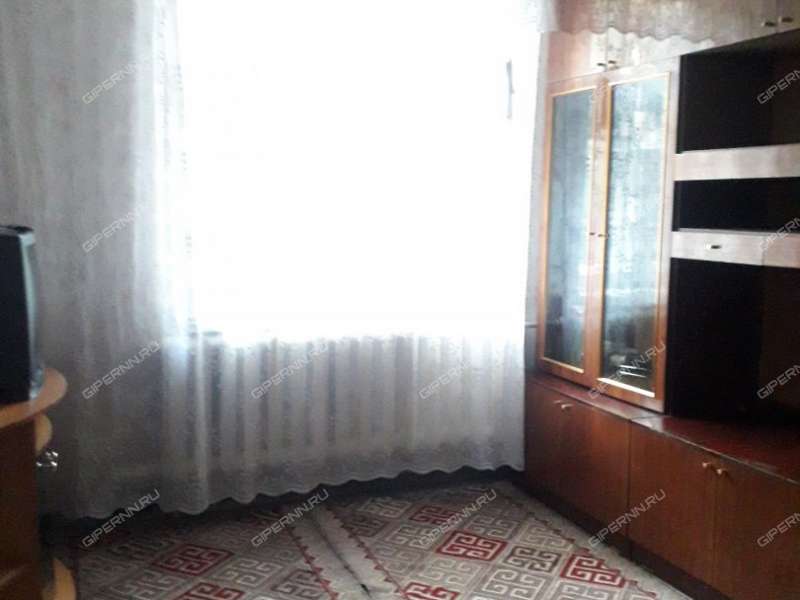 двухкомнатная квартира на улице Глазунова дом 5