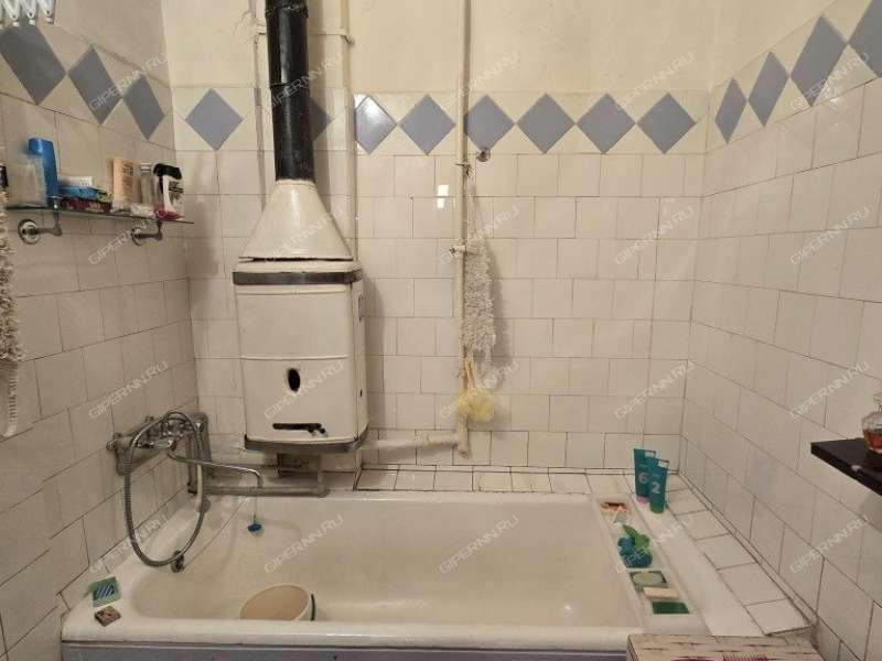 трёхкомнатная квартира на улице Ярошенко дом 1