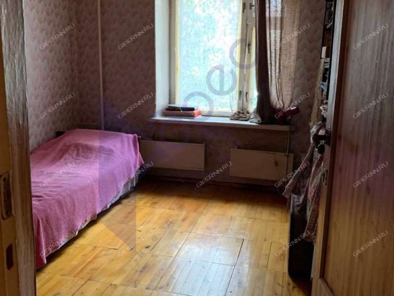 трёхкомнатная квартира на улице Воровского дом 11