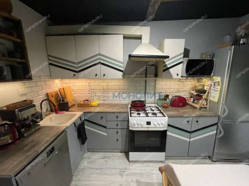 трёхкомнатная квартира на Полевой улице дом 6/1 город Кстово