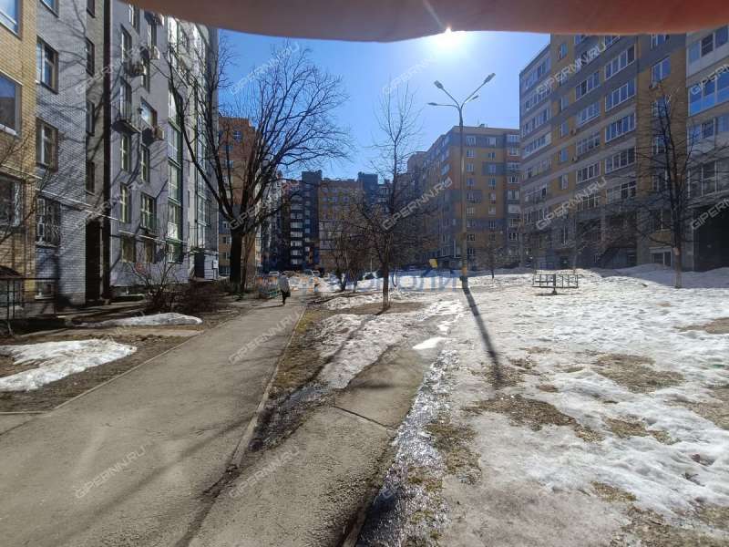 помещение под офис, торговую площадь на улице Невзоровых