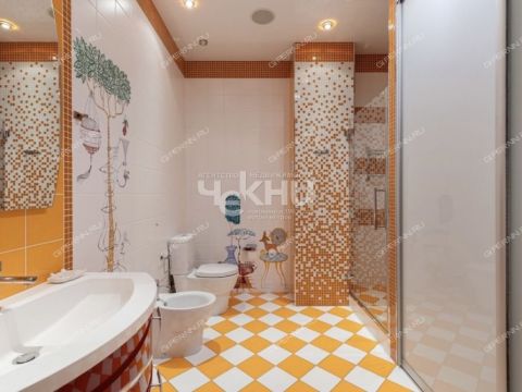 4-komnatnaya-ul-ulyanova-d-7 фото