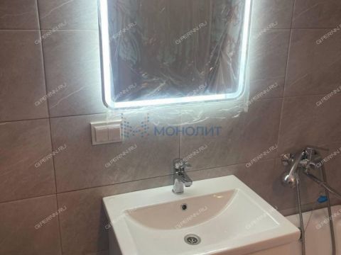 kvartira-studiya-ul-rodionova-d-31 фото