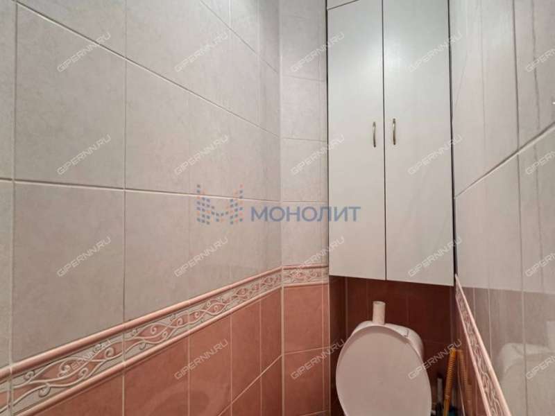 трёхкомнатная квартира в 6-м микрорайоне дом 11