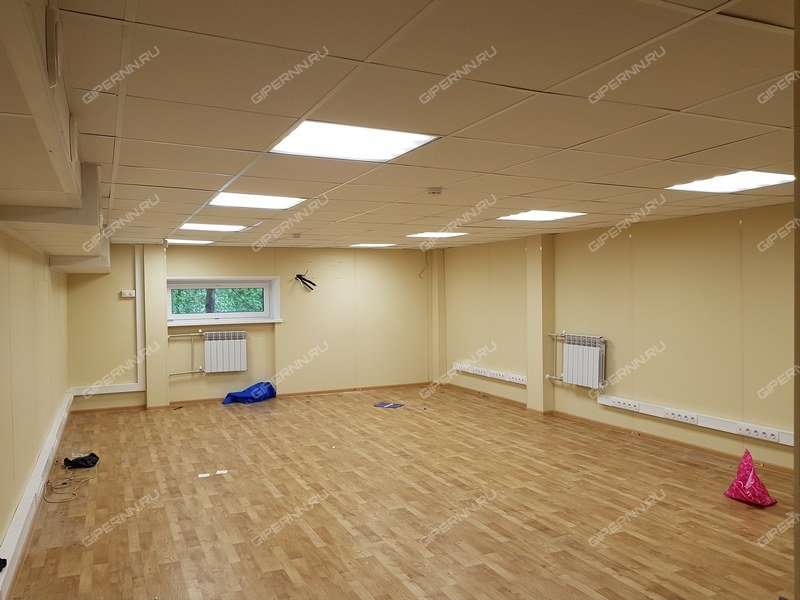 помещение под торговую площадь на Совнаркомовской улице