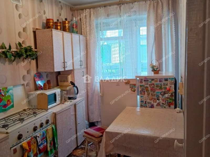 трёхкомнатная квартира на улице Тургенева дом 22 город Семёнов