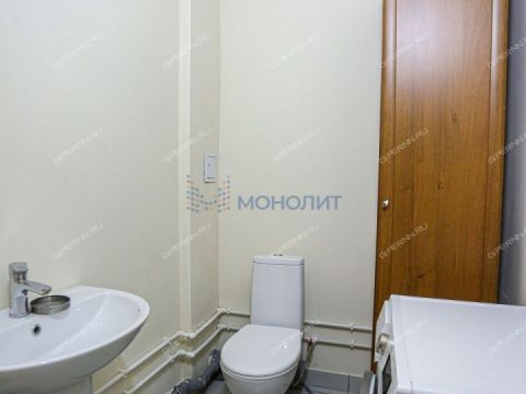 3-komnatnaya-ul-romantikov-d-8 фото