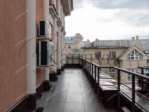4-komnatnaya-ul-pochainskaya-d-35 фото