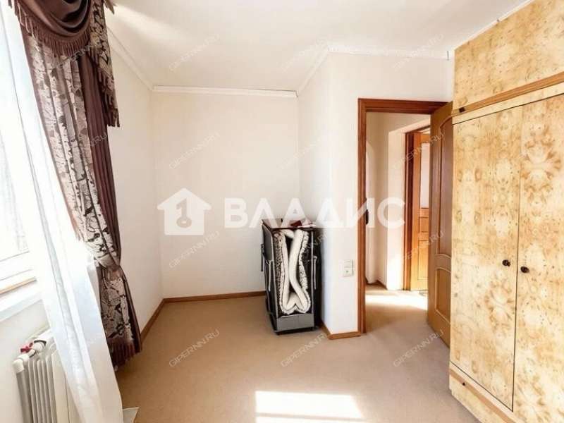 дом на улице Зеленкина село Безводное