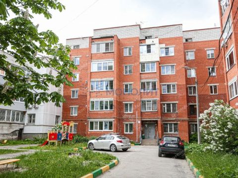 3-komnatnaya-ul-cvetochnaya-d-5 фото